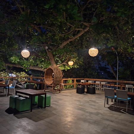 Javacove Beach Hotel Batukaras Εξωτερικό φωτογραφία