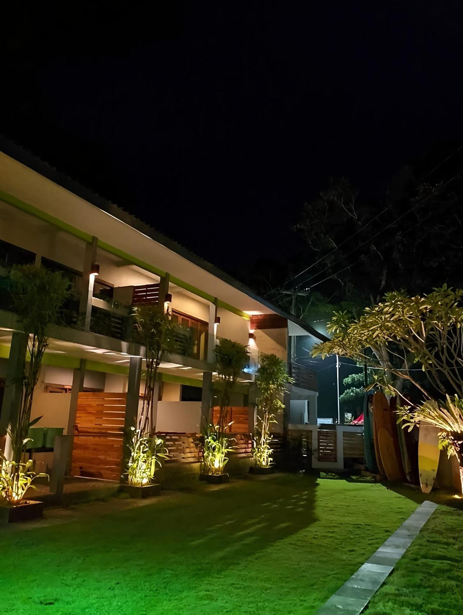 Javacove Beach Hotel Batukaras Εξωτερικό φωτογραφία