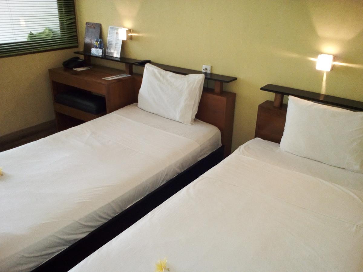 Javacove Beach Hotel Batukaras Εξωτερικό φωτογραφία