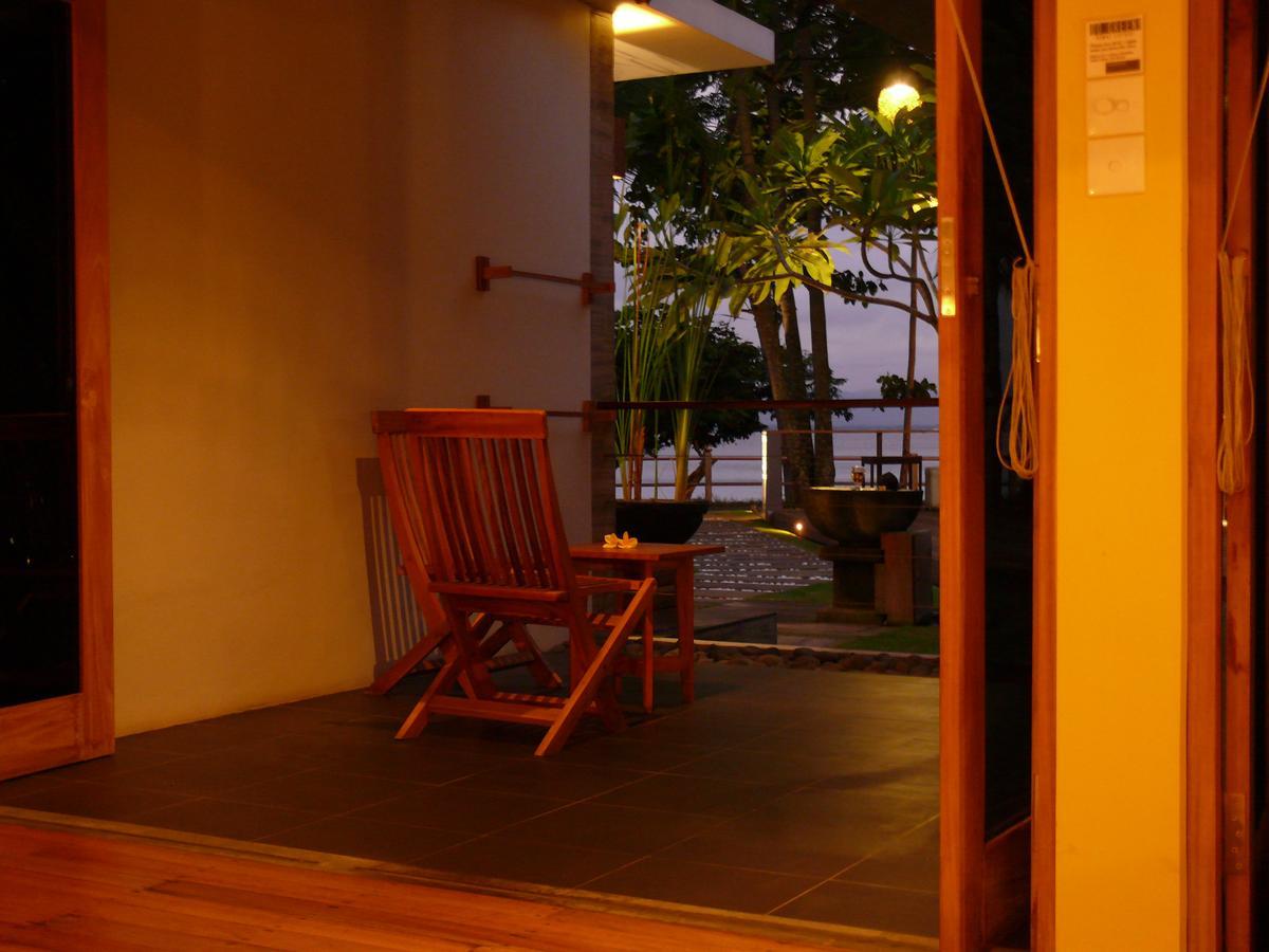 Javacove Beach Hotel Batukaras Εξωτερικό φωτογραφία